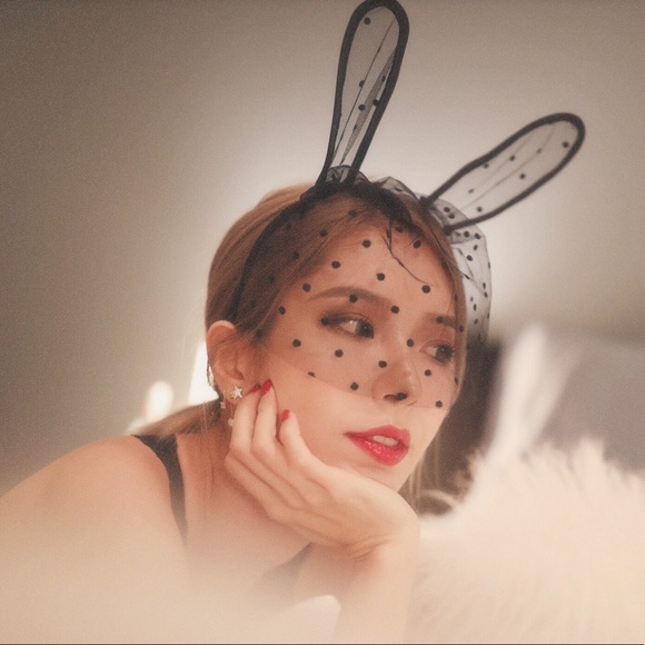 Meet your Posher, Alice - Picture 2 of 4